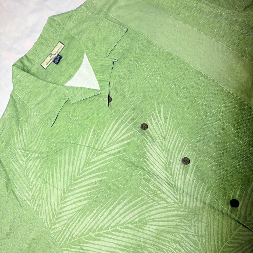 Tommy Bahama Mens Large 100% Silk Palm Leaf Jacquard Camp Shirt Lime Green